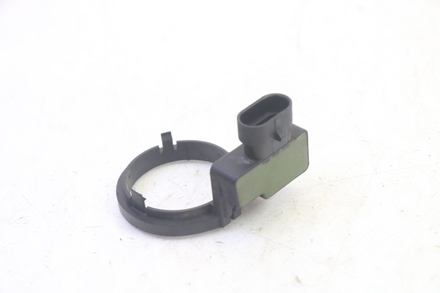 photo de ANTENNE TRANSPONDEUR PIAGGIO MP3 RL 250 (2006 - 2010) - Zoom état d’usage