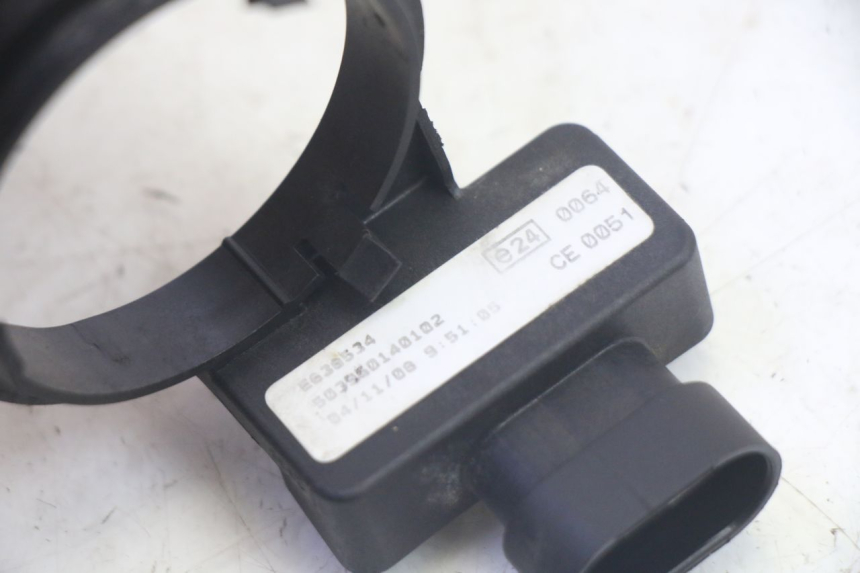 photo de ANTENNE TRANSPONDEUR PIAGGIO MP3 RL 250 (2006 - 2010) - Vue d’ensemble