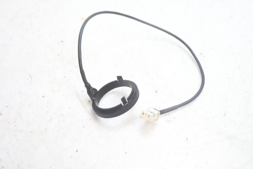 photo de ANTENNE TRANSPONDEUR PIAGGIO MP3 125 (2006 - 2014) - Zoom état d’usage