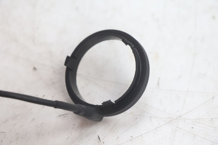 photo de ANTENNE TRANSPONDEUR PIAGGIO MP3 125 (2006 - 2014) - Autre angle de vue