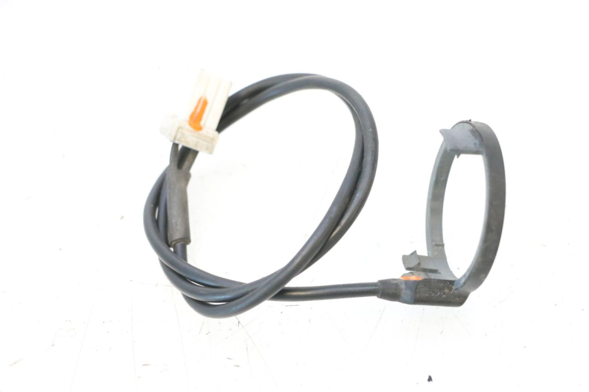 photo de ANTENNE TRANSPONDEUR PEUGEOT SATELIS COMPRESSOR K15 125 (2006 - 2009) - Autre angle de vue