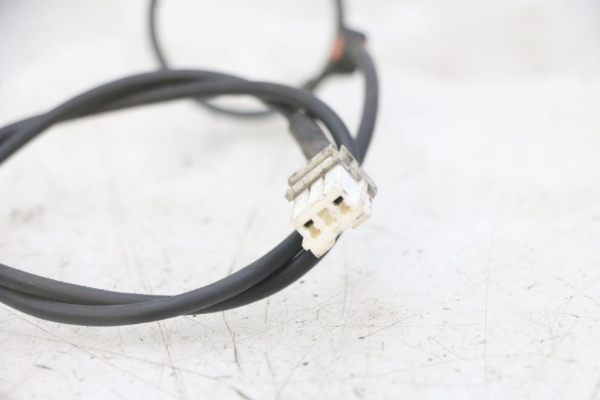 photo de ANTENNE TRANSPONDEUR PEUGEOT SATELIS 125 (2013 - 2018) - Zoom état d’usage