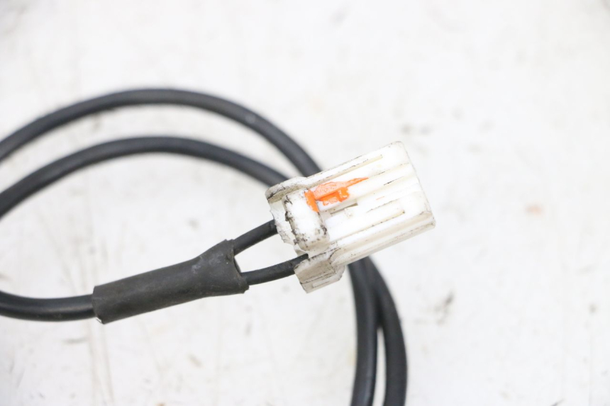 photo de ANTENNE TRANSPONDEUR PEUGEOT SATELIS 125 (2006 - 2009) - Gros plan technique