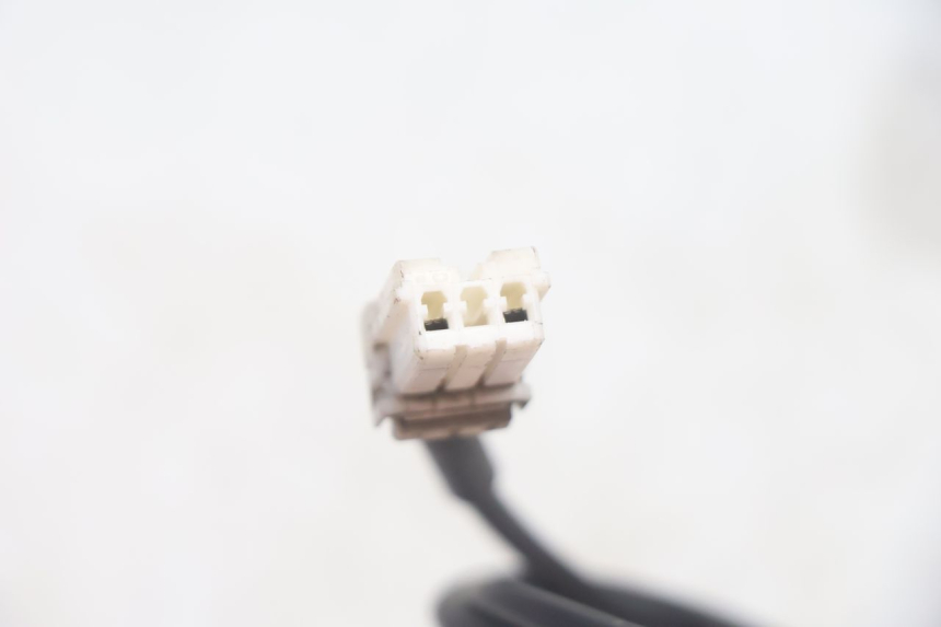 photo de ANTENNE TRANSPONDEUR PEUGEOT SATELIS 125 (2013 - 2018) - Points de fixation
