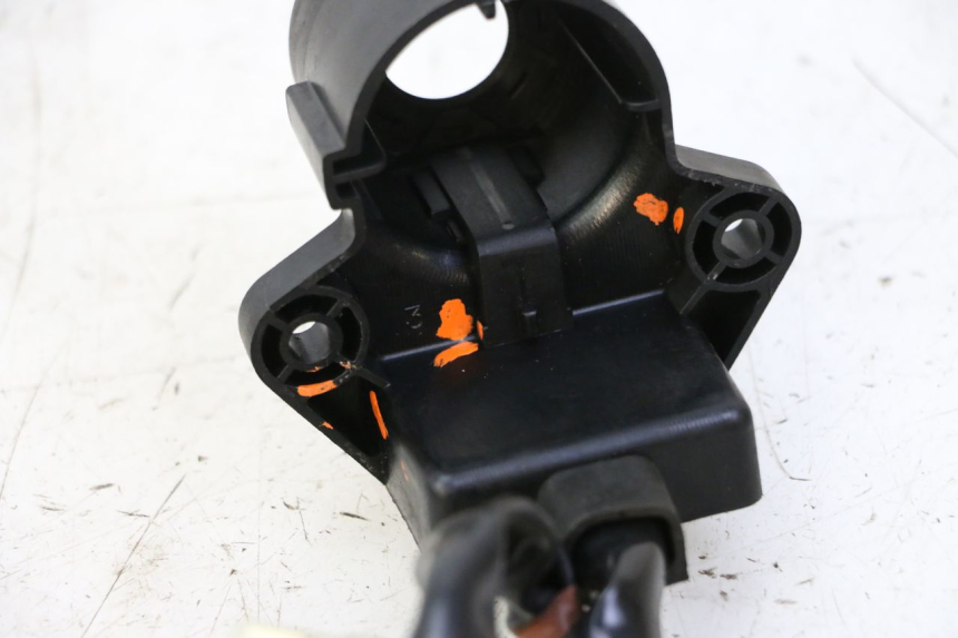 photo de ANTENNE TRANSPONDEUR YAMAHA X-MAX XMAX 125 (2010 - 2013) - Gros plan technique