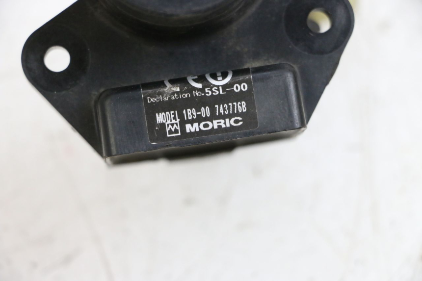 photo de ANTENNE TRANSPONDEUR YAMAHA X-MAX XMAX 250 (2006 - 2009) - Points de fixation