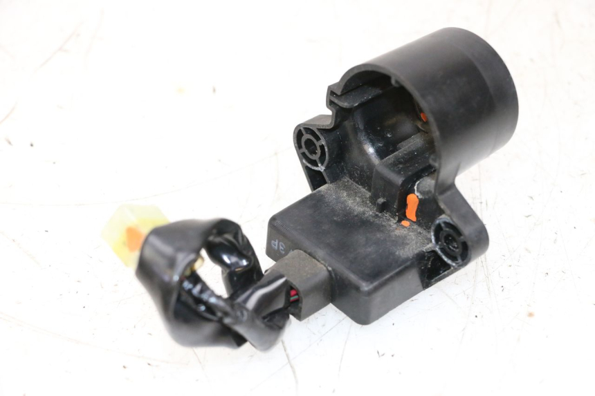 photo de ANTENNE TRANSPONDEUR YAMAHA XMAX X-MAX 125 (2006 - 2009) - Autre angle de vue