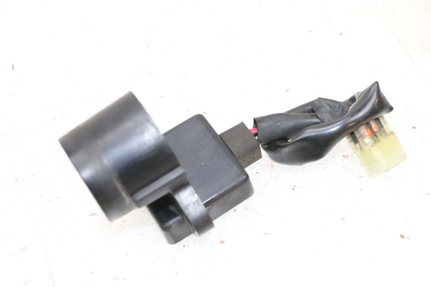 photo de ANTENNE TRANSPONDEUR YAMAHA XMAX X-MAX 125 (2006 - 2009) - Autre angle de vue