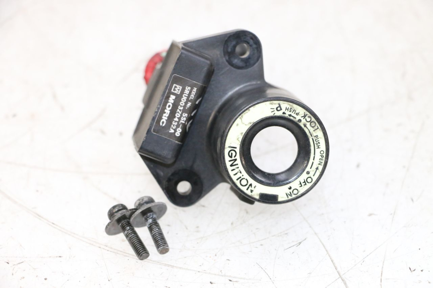 photo de ANTENNE TRANSPONDEUR YAMAHA YP MAJESTY 400 (2004 - 2008) - Vue principale