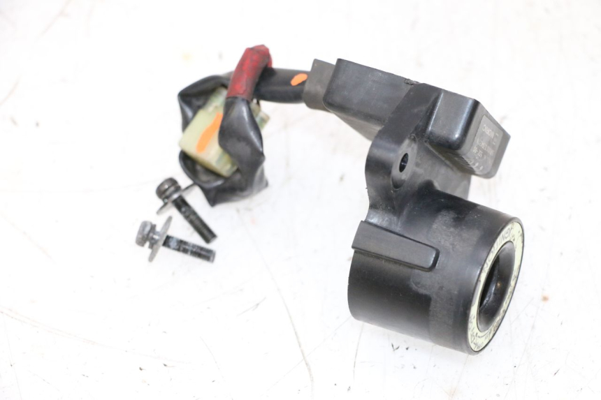 photo de ANTENNE TRANSPONDEUR YAMAHA YP MAJESTY 400 (2004 - 2008) - Autre angle de vue