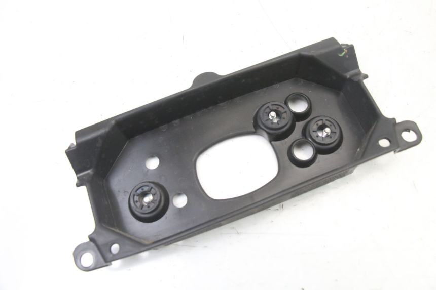 photo de ARAIGNEE COMPTEUR YAMAHA TRACER 7 700 (2020 - 2024) - Zoom état d’usage