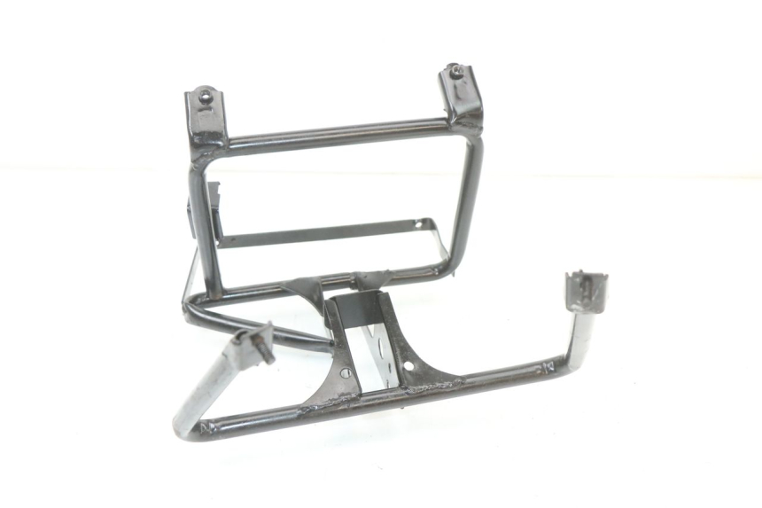 photo de ARAIGNEE FACE AVANT JONWAY AZTRAL 125 (2008 - 2017) - Gros plan technique