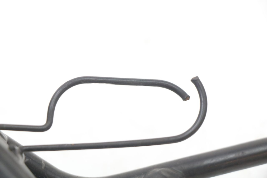 photo de ARAIGNEE FACE AVANT SUZUKI BURGMAN 125 (2007 - 2014) - Gros plan technique