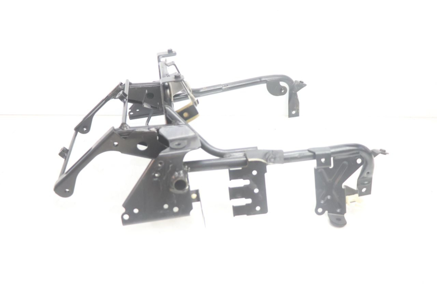 photo de ARAIGNEE FACE AVANT SUZUKI BURGMAN EXECUTIVE ABS 650 (2006 - 2012) - Zoom état d’usage