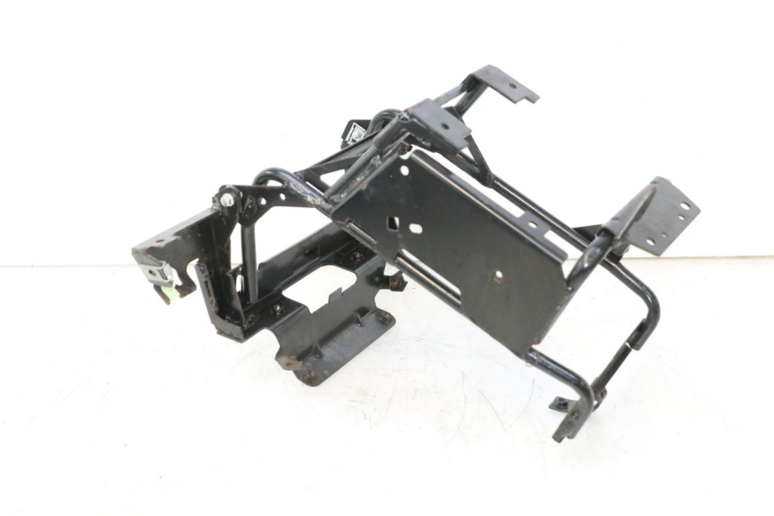 photo de ARAIGNEE FACE AVANT PEUGEOT CITYSTAR 2T 50 (2018 - 2021) - Autre angle de vue
