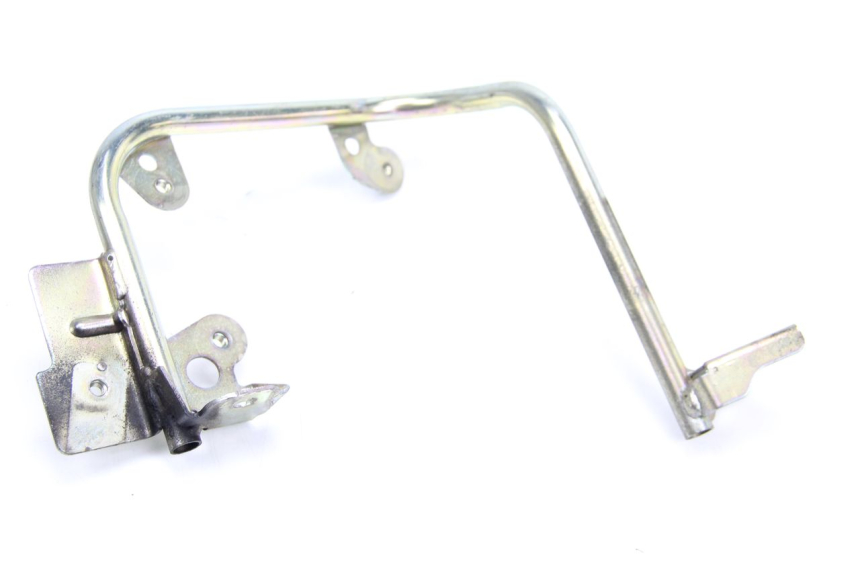 photo de ARAIGNEE FACE AVANT YAMAHA CYGNUS X INJECTION 125 (2007 - 2013) - Gros plan technique