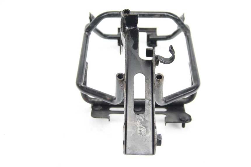 photo de ARAIGNEE FACE AVANT KYMCO DINK 4T 50 (2007 - 2018) - Gros plan technique