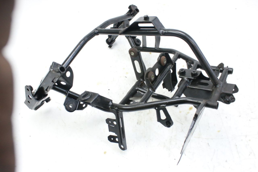 photo de ARAIGNEE FACE AVANT HONDA FES S-WING SWING ABS 125 (2007 - 2015) - Autre angle de vue