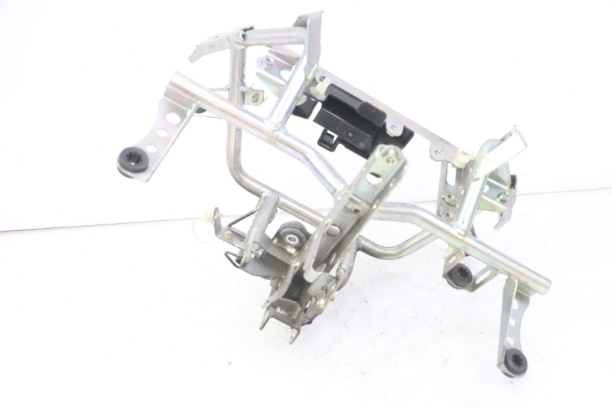 photo de ARAIGNEE FACE AVANT HONDA FORZA ABS 300 (2013 - 2017) - Autre angle de vue