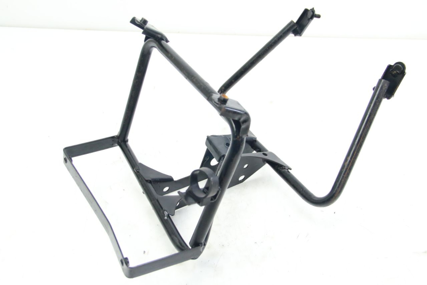 photo de ARAIGNEE FACE AVANT REVATTO IMPERATOR 125 (2007 - 2015) - Gros plan technique