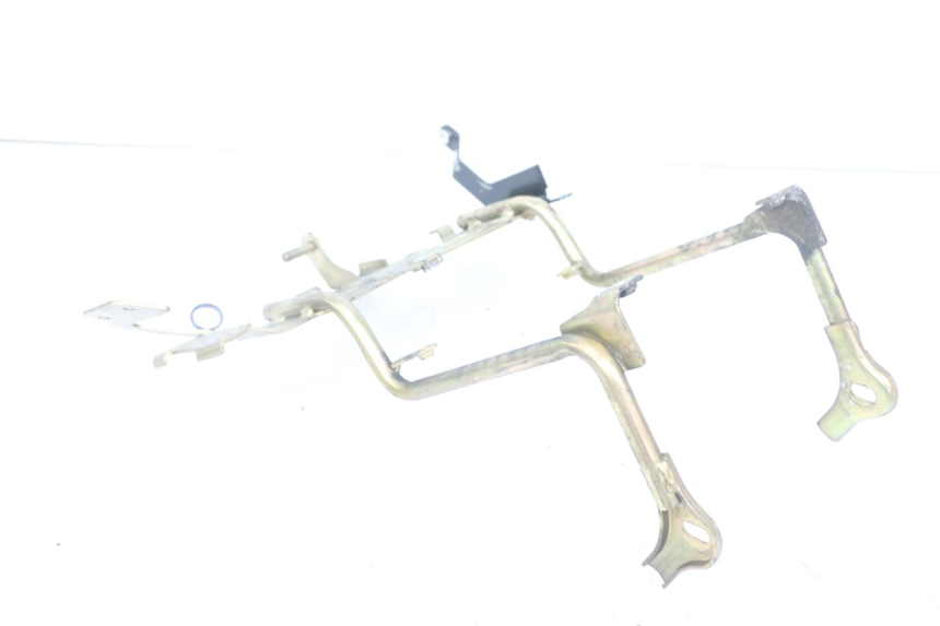 photo de ARAIGNEE FACE AVANT PEUGEOT JET FORCE CARBU 50 (2003 - 2016) - Zoom état d’usage