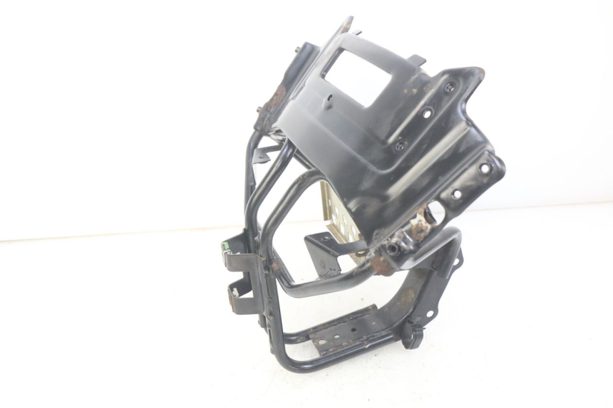 photo de ARAIGNEE FACE AVANT GILERA NEXUS 125 (2007 - 2009) - Autre angle de vue