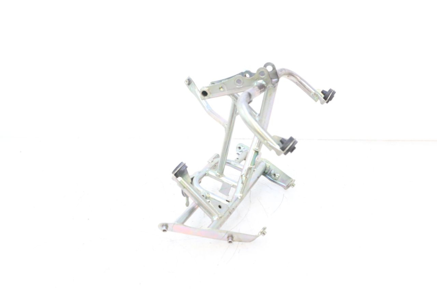 photo de ARAIGNEE FACE AVANT HONDA PCX (JF28) 125 (2009 - 2011) - Autre angle de vue