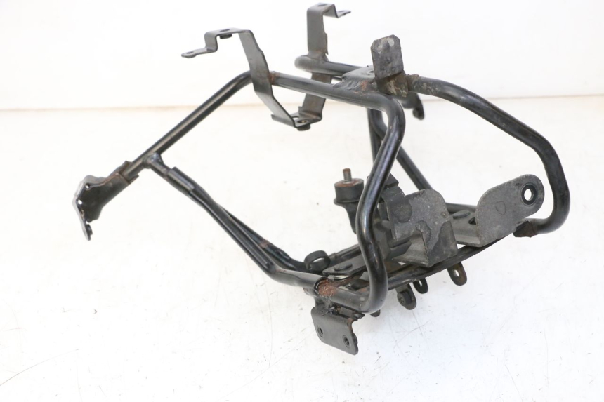 photo de ARAIGNEE FACE AVANT PEUGEOT SATELIS 125 (2006 - 2009) - Détail de la pièce