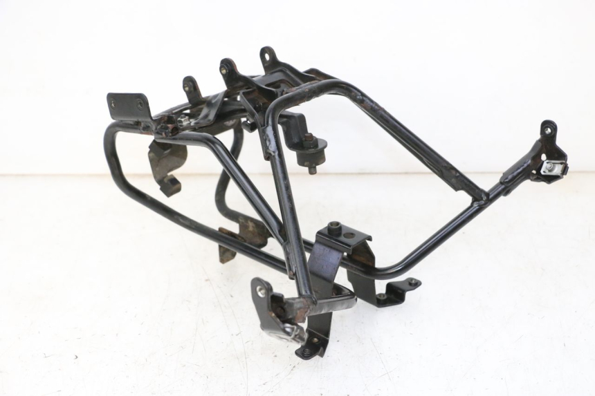 photo de ARAIGNEE FACE AVANT PEUGEOT SATELIS 125 (2006 - 2009) - Gros plan technique