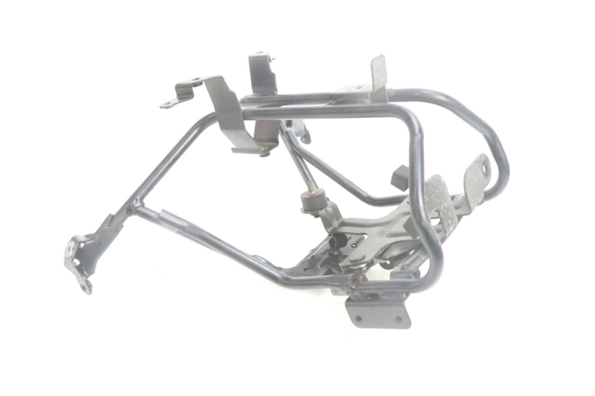 photo de ARAIGNEE FACE AVANT PEUGEOT SATELIS 125 (2006 - 2009) - Gros plan technique