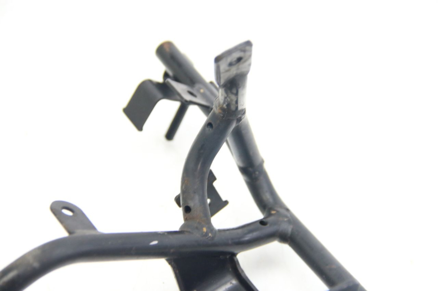 photo de ARAIGNEE FACE AVANT SUZUKI SIXTEEN 125 (2008 - 2010) - Points de fixation