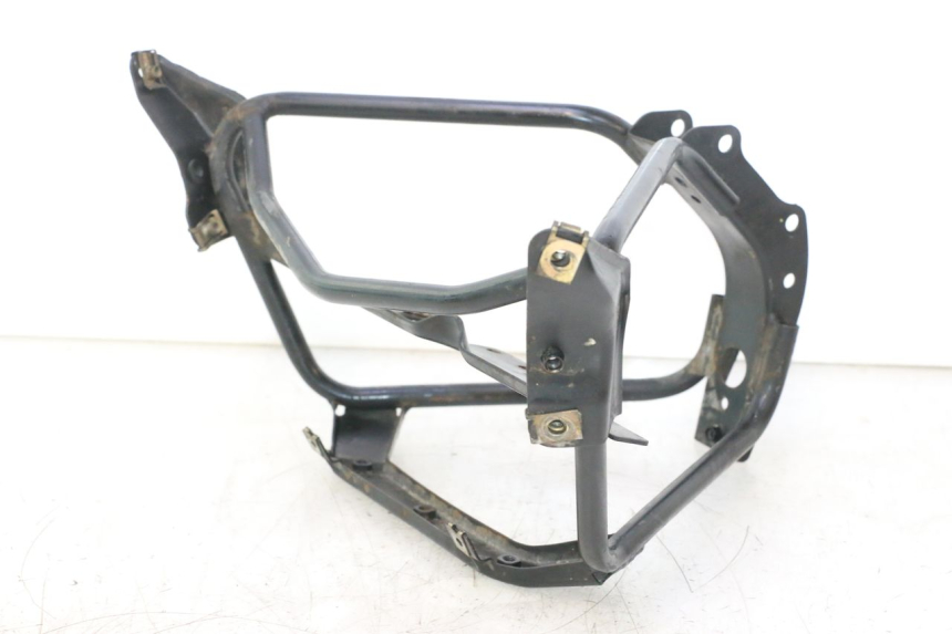 photo de ARAIGNEE FACE AVANT PIAGGIO X8 STREET 125 (2006 - 2007) - Détail de la pièce