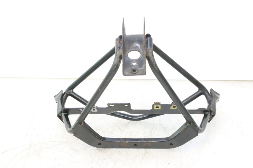 photo de ARAIGNEE FACE AVANT PIAGGIO X8 STREET 125 (2006 - 2007) - Gros plan technique