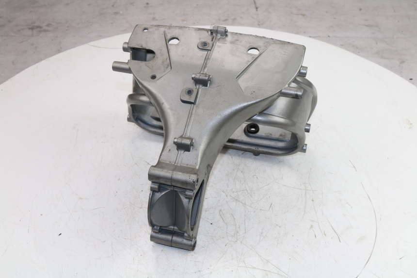 photo de ARAIGNEE TETE DE FOURCHE DUCATI ST3 992 (2006 - 2008) - Détail de la pièce