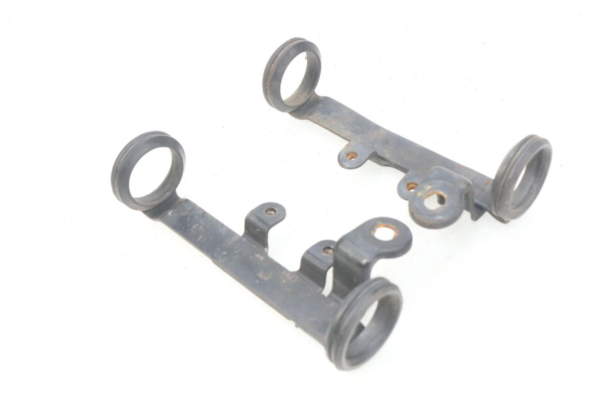 photo de ARAIGNEE TETE DE FOURCHE SUZUKI SV N 650 (1999 - 2002) - Autre angle de vue