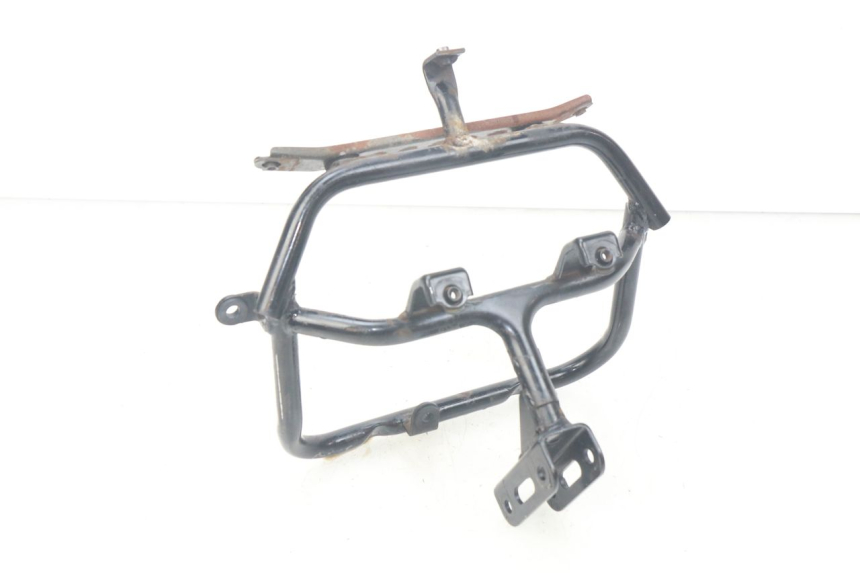 photo de ARAIGNEE TETE DE FOURCHE SUZUKI XF FREEWIND 650 (1997 - 2003) - Autre angle de vue