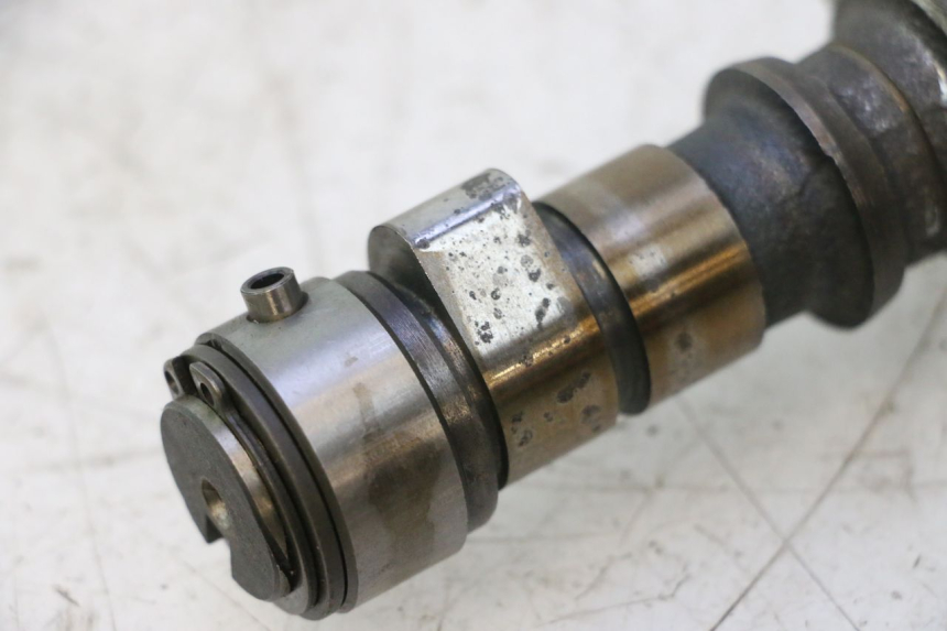 photo de ARBRE A CAMES HONDA CB TWO FIFTY 250 (1991 - 2002) - Détail de la pièce