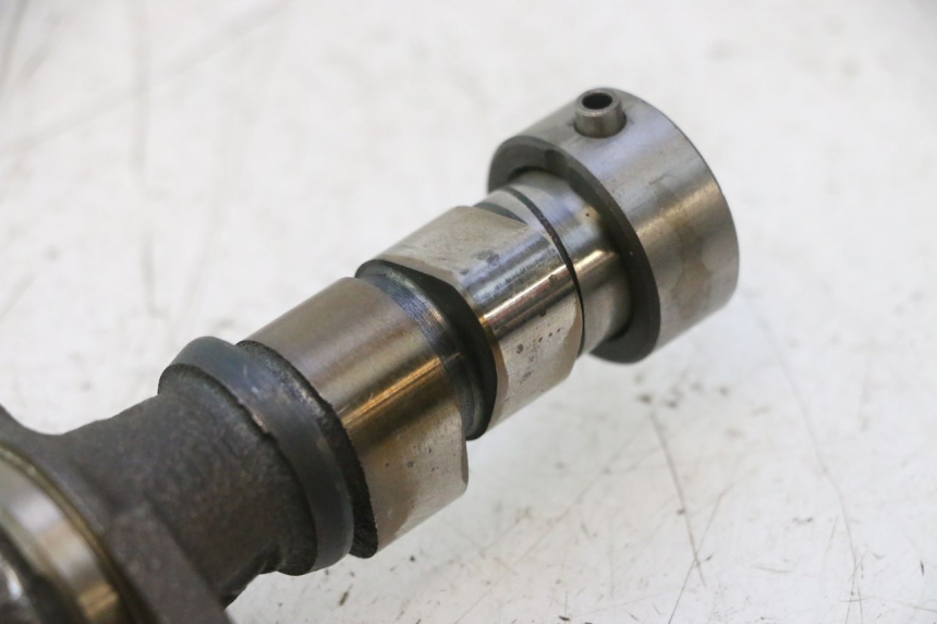 photo de ARBRE A CAMES HONDA CB TWO FIFTY 250 (1991 - 2002) - Zoom état d’usage