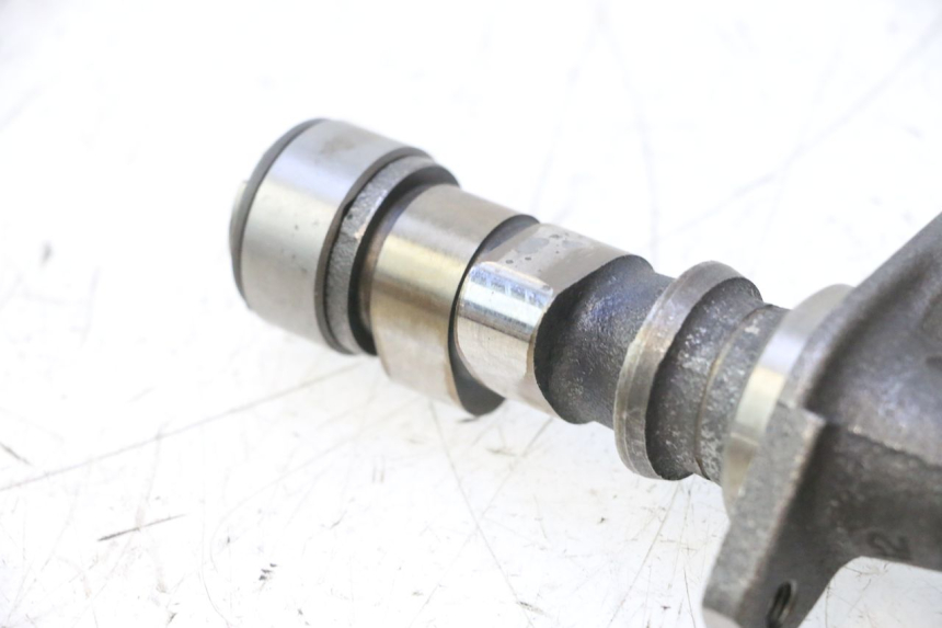photo de ARBRE A CAMES HONDA CB TWO FIFTY 250 (1991 - 2002) - Vue d’ensemble