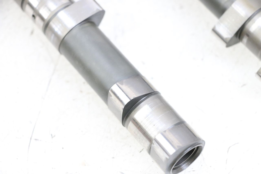 photo de ARBRE A CAMES YAMAHA FJR ABS 1300 (2006 - 2012) - État de surface