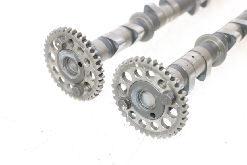 photo de ARBRE A CAMES YAMAHA FJR 1300 (2001 - 2005) - Zoom composants