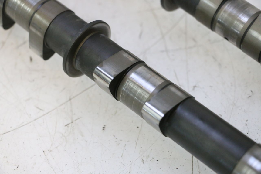 photo de ARBRE A CAMES YAMAHA FJR 1300 (2001 - 2005) - État de surface