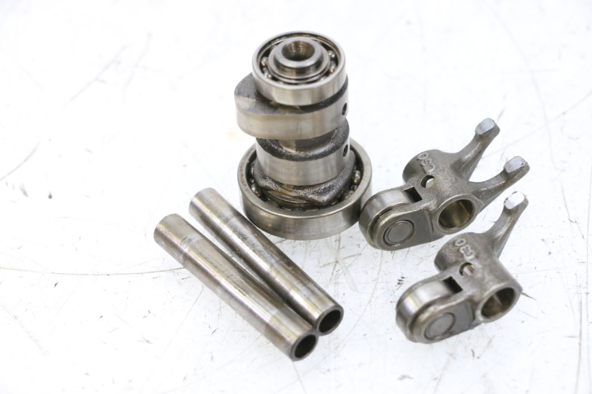 photo de ARBRE A CAMES YAMAHA NEOS NEO'S 4T 50 (2008 - 2016) - Gros plan technique