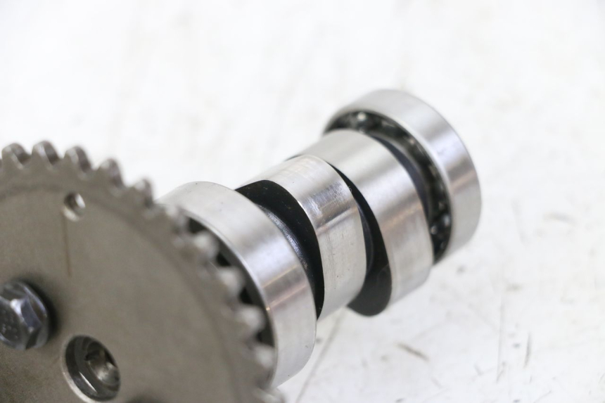 photo de ARBRE A CAMES PEUGEOT KISBEE 4T 50 (2018 - 2022) - Autre angle de vue