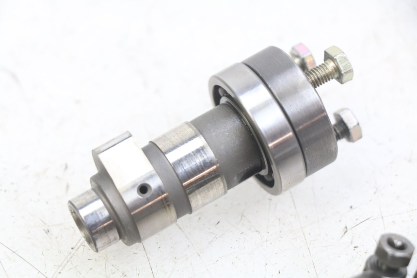 photo de ARBRE A CAMES YCF PILOT 125 - Autre angle de vue