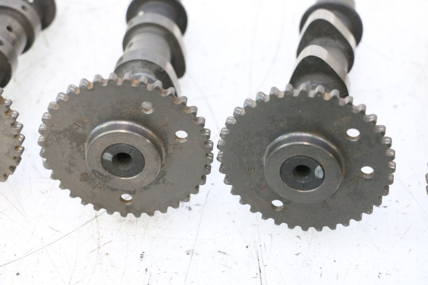photo de ARBRE A CAMES SUZUKI SV S 650 (2003 - 2009) - Zoom composants