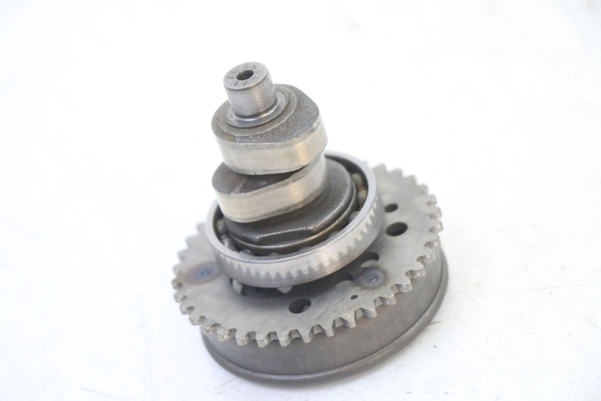 photo de ARBRE A CAMES YAMAHA XMAX X-MAX 125 (2006 - 2009) - Gros plan technique