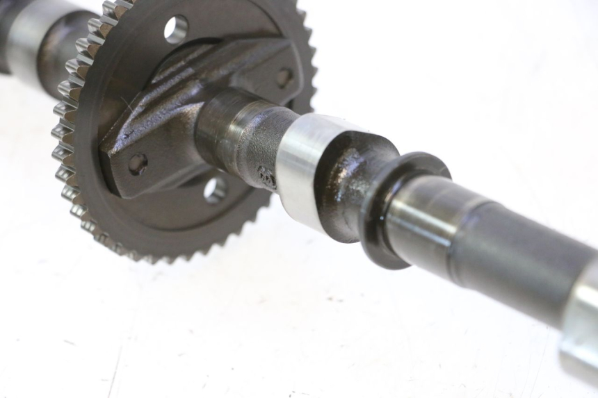 photo de ARBRE CAME ECHAPPEMENT SUZUKI GSF N BANDIT 1200 (2001 - 2005) - Points de fixation