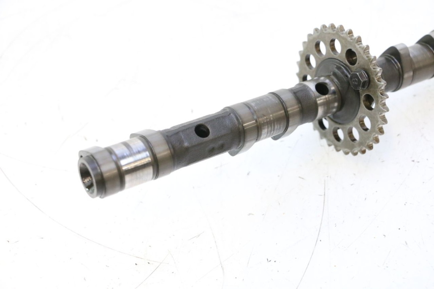 photo de ARBRE CAME ECHAPPEMENT YAMAHA YZF R GENESIS 750 (1993 - 1998) - Vue d’ensemble