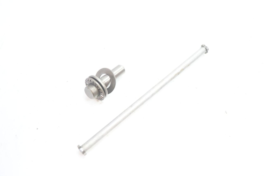 photo de ARBRE EMBRAYAGE SUZUKI GSF N BANDIT 1200 (2001 - 2005) - Zoom état d’usage